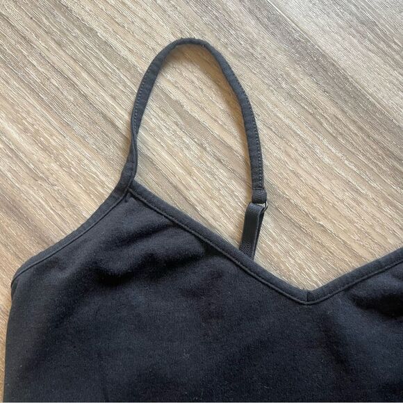 Express Basic Black Cami - Picture 4 of 4